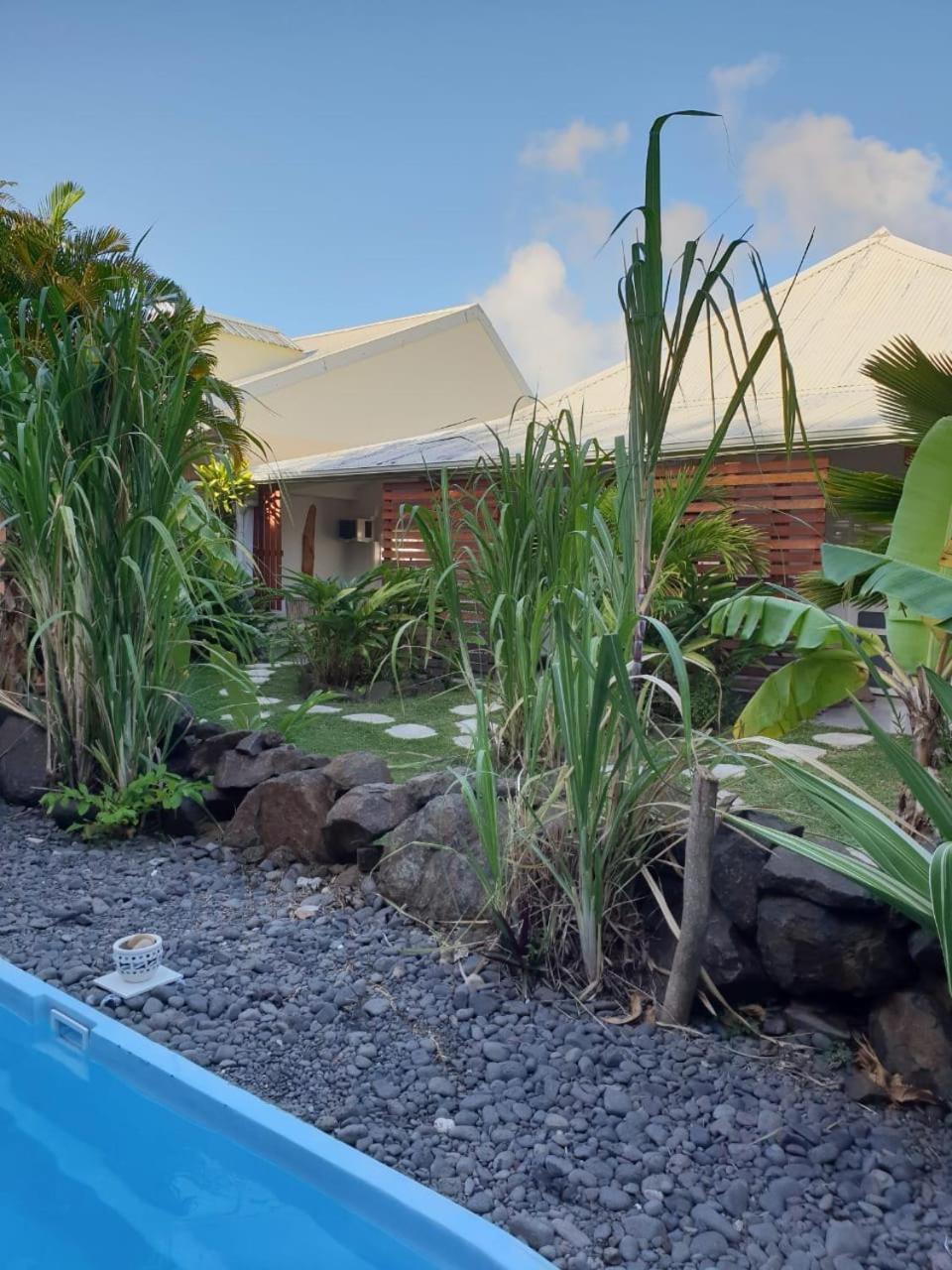 Orcea & Spa Sejours Ecofriendly Sainte-Anne Luaran gambar